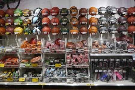 Sport Supermarket Shelving - Sport Supermarket Shelving Experiences Retail New Style